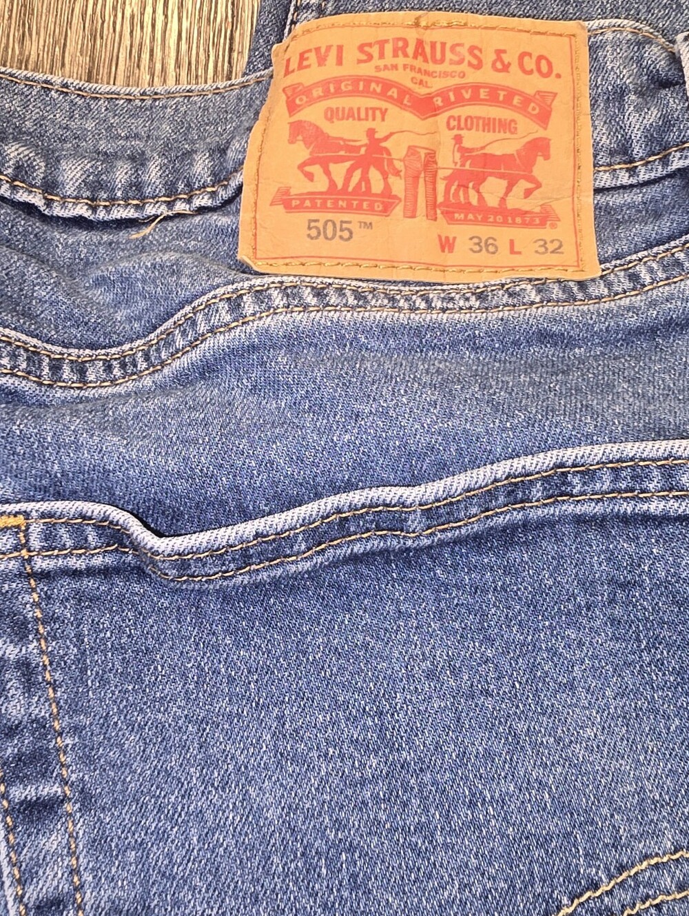 Levi's Sz. 36x32 Straight Fit Mens Jeans
